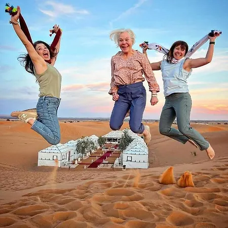 Hotel Ahlam Luxury Camp Merzouga Esterno foto