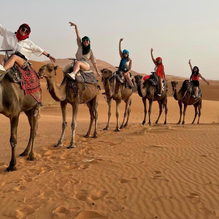 Ahlam Luxury Camp 5*
